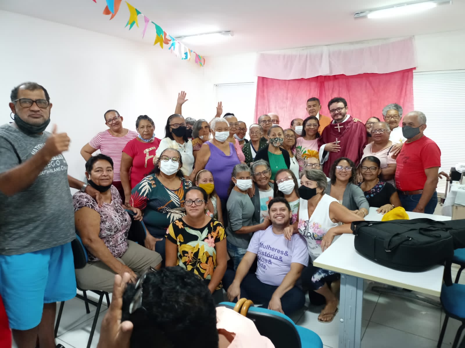 Agentes comunitários de Saúde com Pe. Jailson