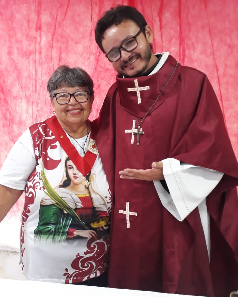 Presença da irmã do Sagrado Coração de Jesus
